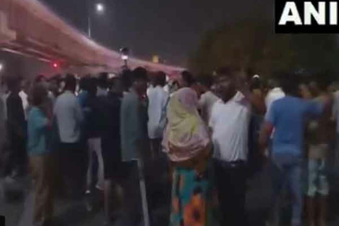 17-year-old stabbed to death in Delhi's Seelampur