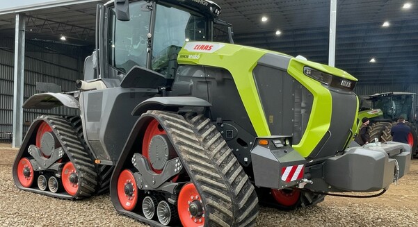 High horsepower tractor sales in June were a highlight in an otherwise fairly flat market.