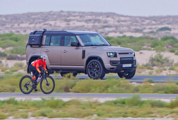 Mohammed bin Rashid attends Al Salam Cycling Championship's Women's Race at Al Marmoom Conservation Reserve