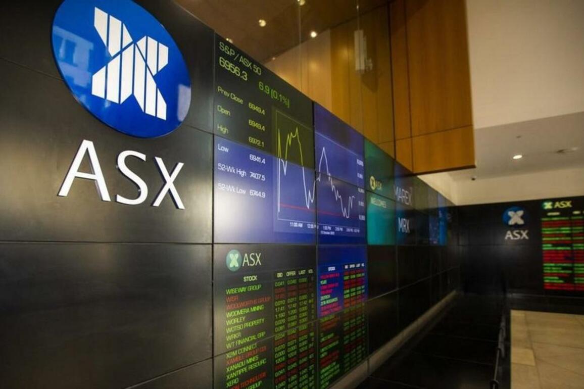ASX 200 falls following record breaking run