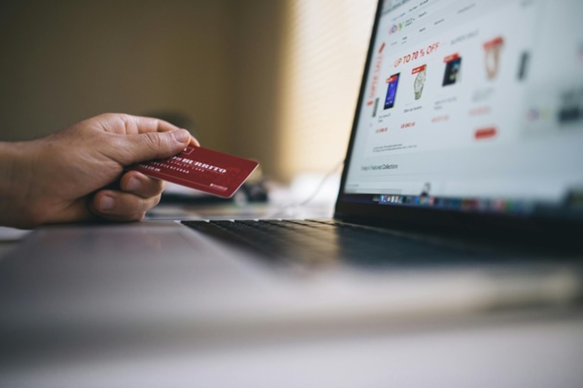 Google, Walmart bring AI shopping and checkout into Gemini
