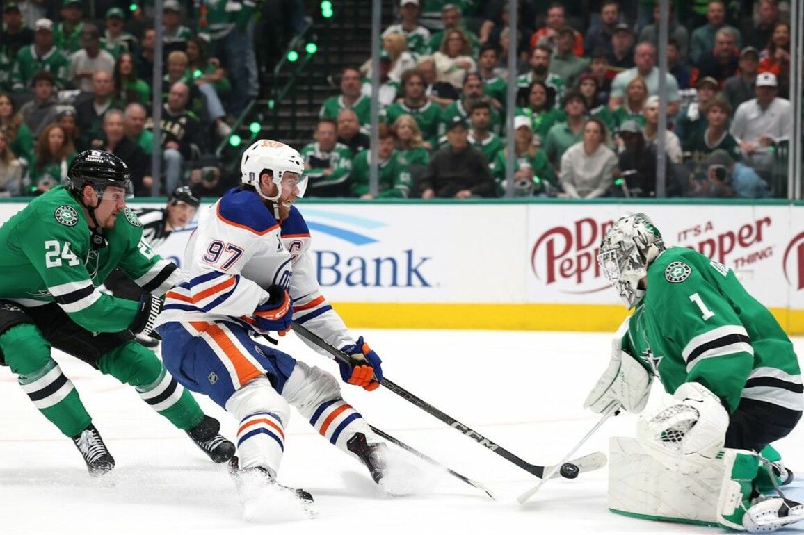 What is it that sets Connor McDavid apart from other NHL superstars&quest;