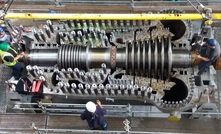 Actom Turbo Machines fitting the 15t, 150MW Skoda Doosan turbine rotor