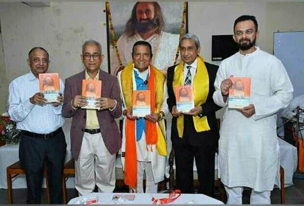 Dr. Dinesh Shahra Unveils Hindi Edition of Sanatan Avatar at Art of Living Kanpur