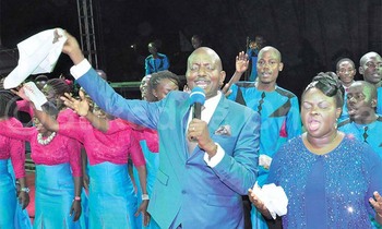 Bugingo ne mukazi we Naluswa nga tebannayawukana. Wano baali mu kusaba. Bugingo ne mukazi we Naluswa nga tebannayawukana. Wano baali mu kusaba.