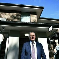 Albanese government to bring forward start of its home deposit guarantee changes