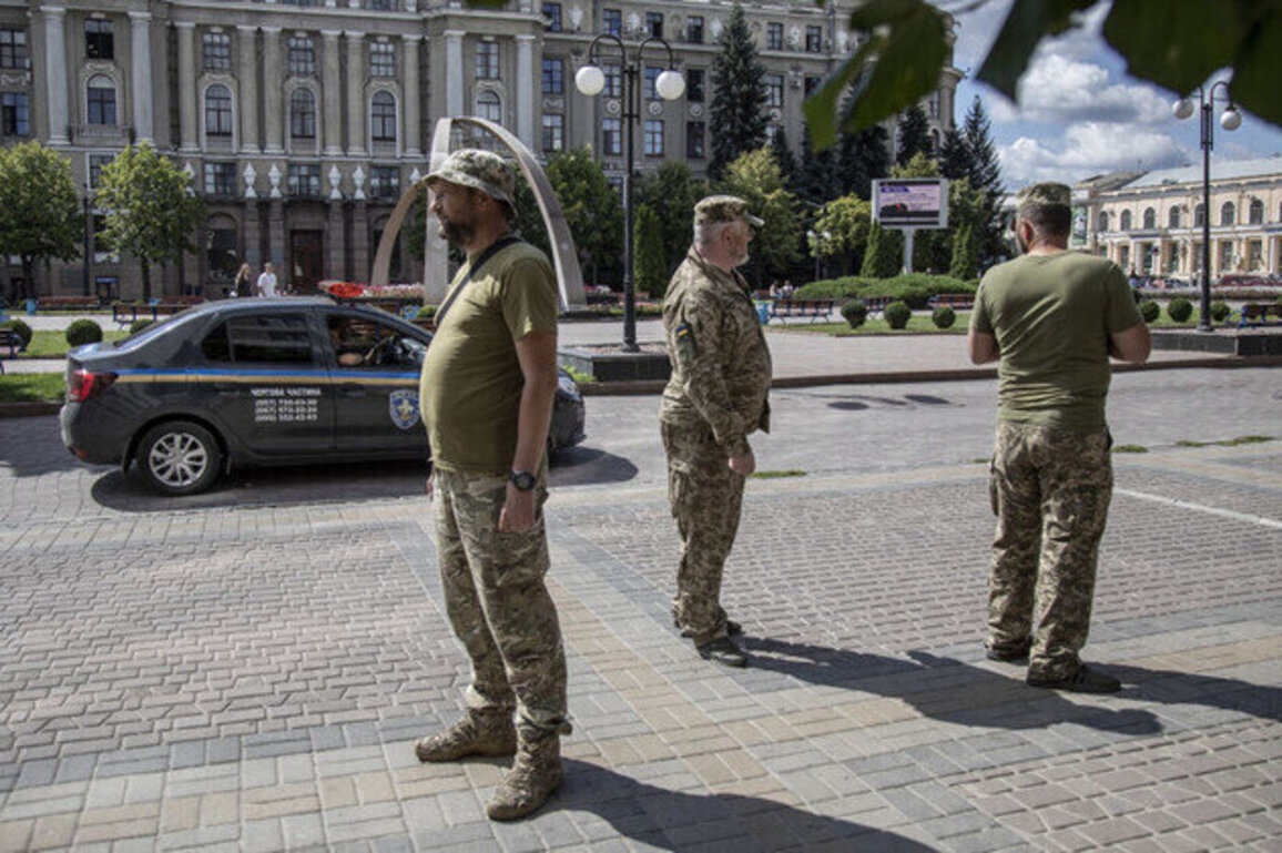 Ukrainian draft enforcers open fire at Roma residents  media