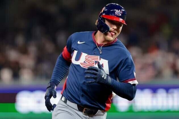 USA generates enough power to edge Dominican Republic in WBC semifinals