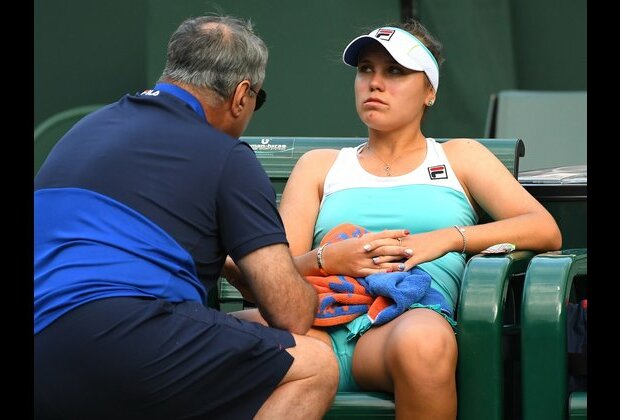 Sofia Kenin juggles team, removes father as coach