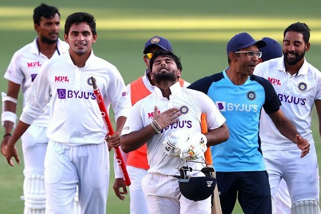 Tendulkar leads tributes to &#039;stellar&#039; Indian cricketers