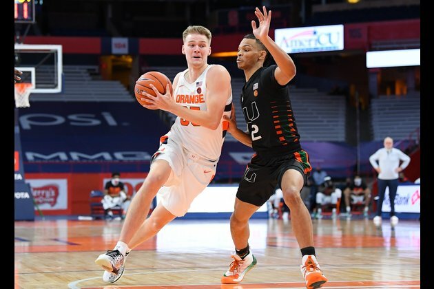 Syracuse blows out visiting Hurricanes