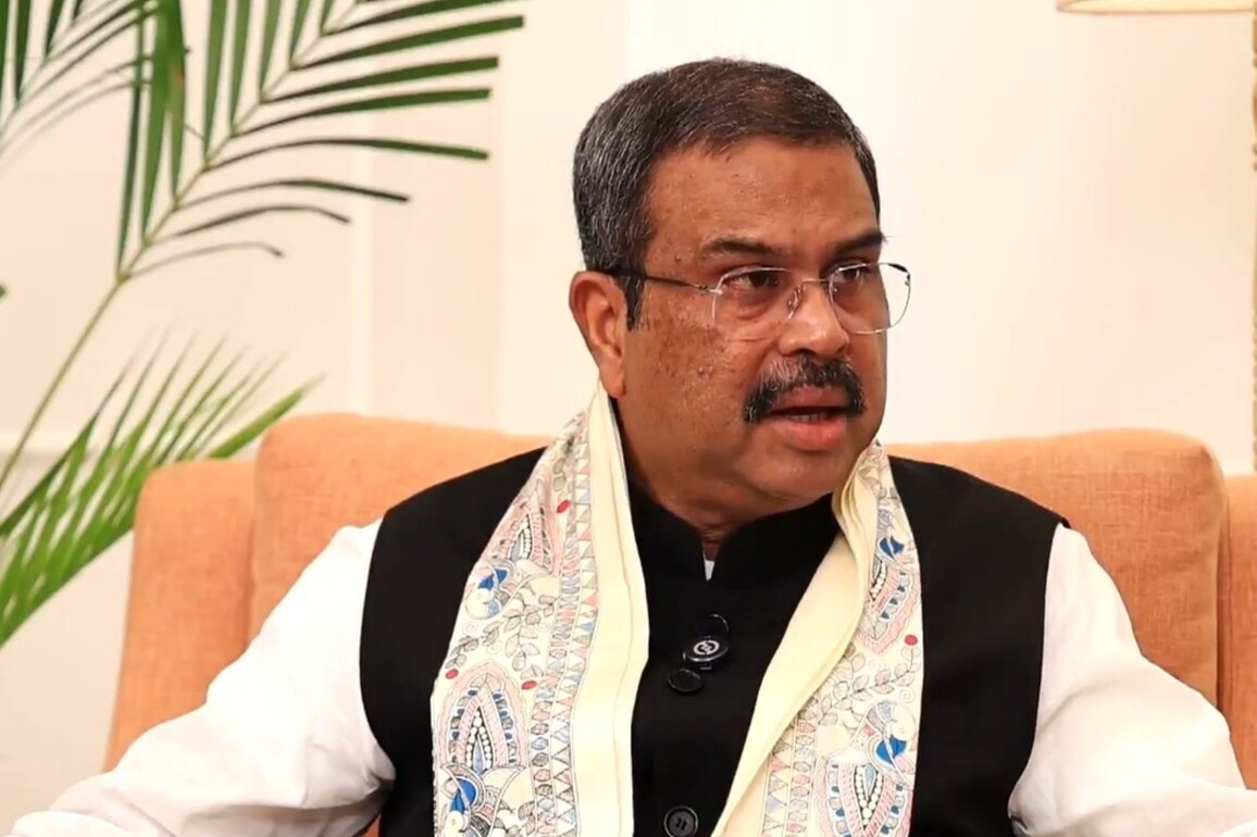 Dharmendra Pradhan clears the air: "No confusion, Nitish Kumar our CM face"