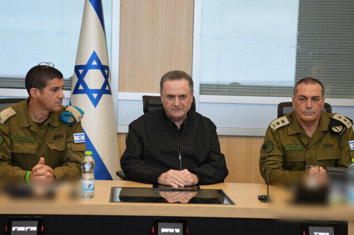 Israel to occupy southern Lebanon  Defense Minister