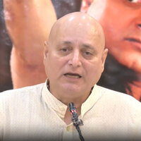 Manoj Joshi's 'Chanakya' to be staged in Delhi, dedicates shows to "all the soldiers of the army in Operation Sindoor"
