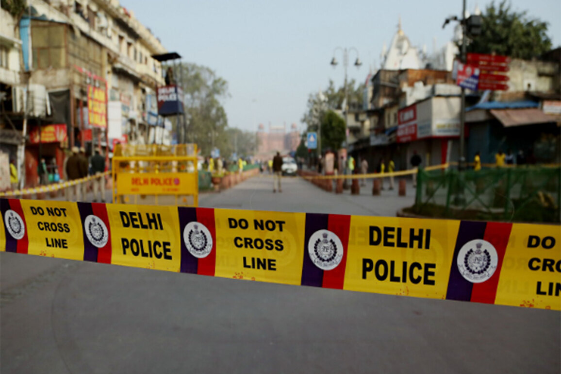 Minor boy stabbed to death in Mangolpuri; 3 accused minors apprehended