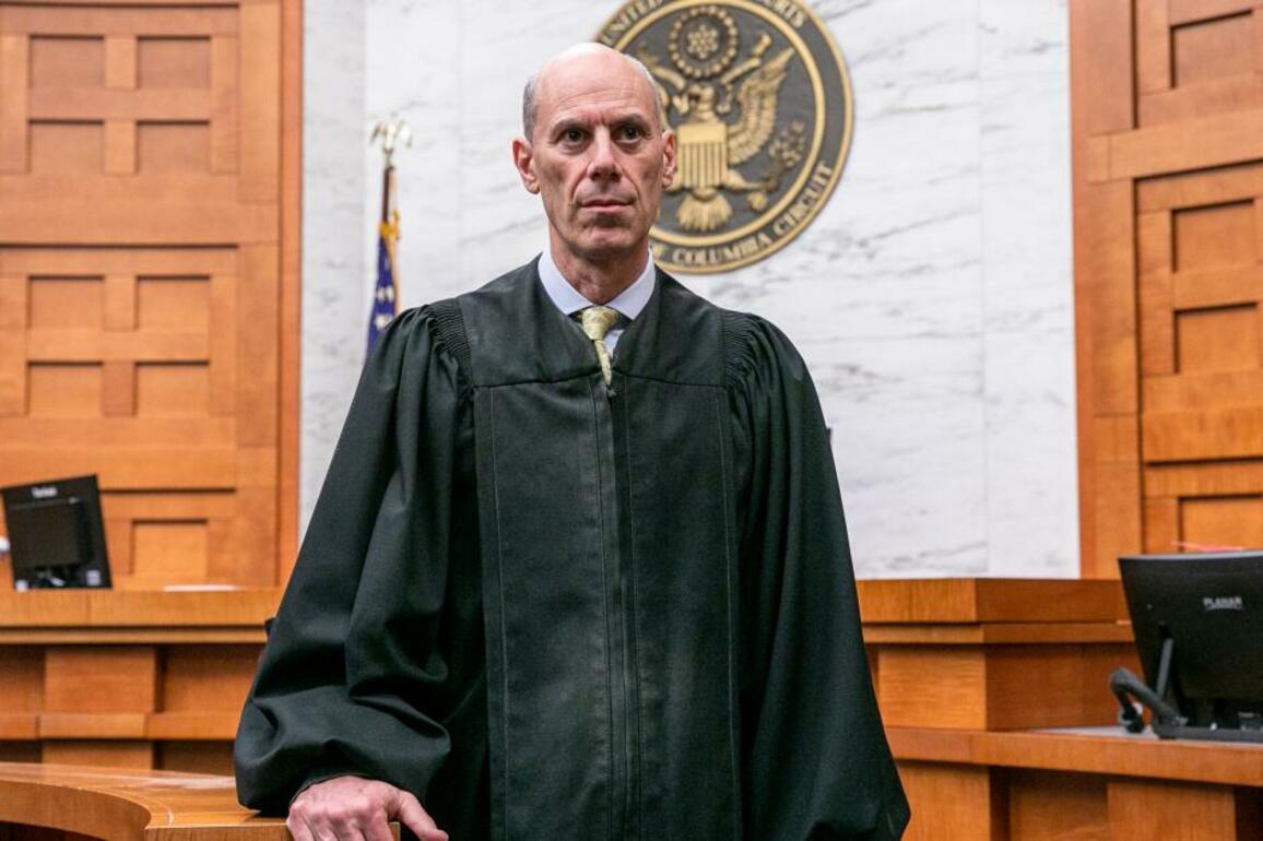 Roberts criticizes Trump's call for impeaching judge who ruled against his deportation plans