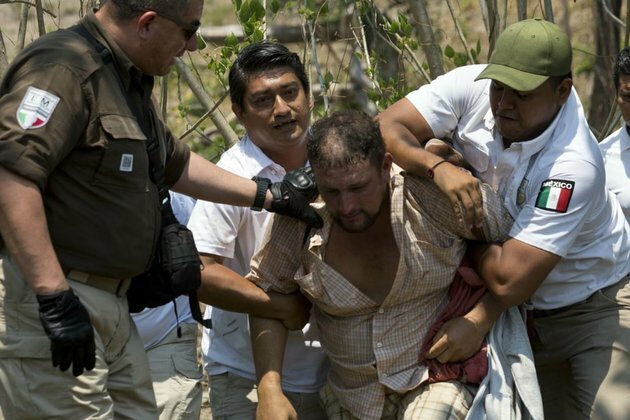Migrants Anxious After Mexican Authorities Raid Caravan