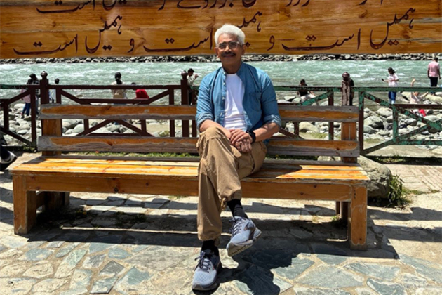 "Aana zaroori hai": Atul Kulkarni visits Kashmir, appeals tourists to return after Pahalgam terror attack