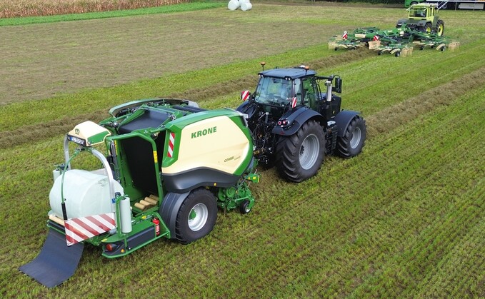 Monster 1.2 tonne bales: Krone's new CombiPack combi-wrapper sets new output benchmark