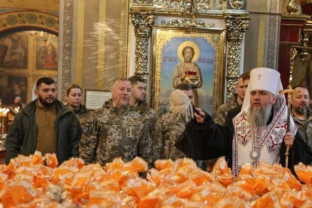 Ukraine, Russia Agree To 32-Hour Truce For Orthodox Easter