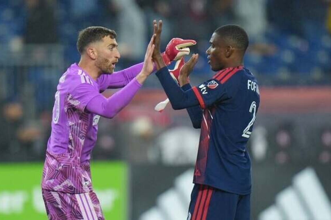 Trending Revs look to snap road losing streak vs. lowly Atlanta