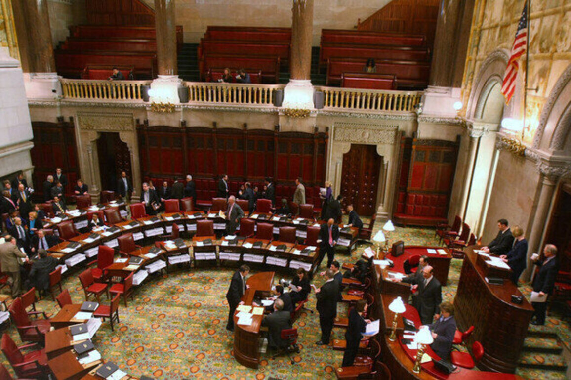 US lawmakers fail in senate to curb Trumps war powers