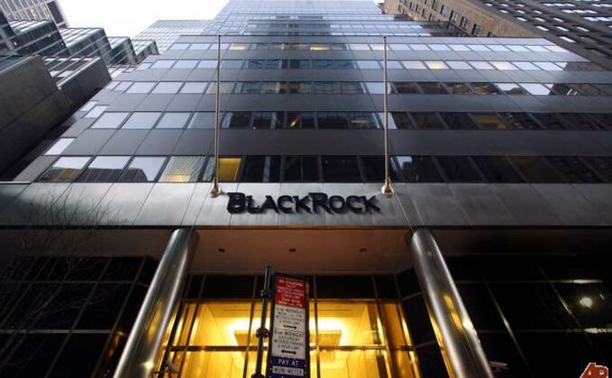 The $10.5tn asset manager will combine Preqin with its existing private markets solution, eFront, which is part of BlackRock’s Aladdin platform. 