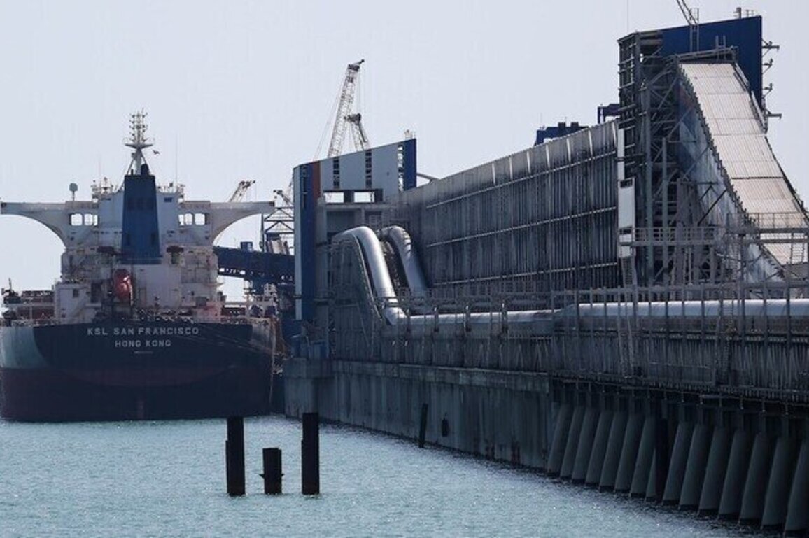 India seeking tanker to load Russian LPG  Reuters