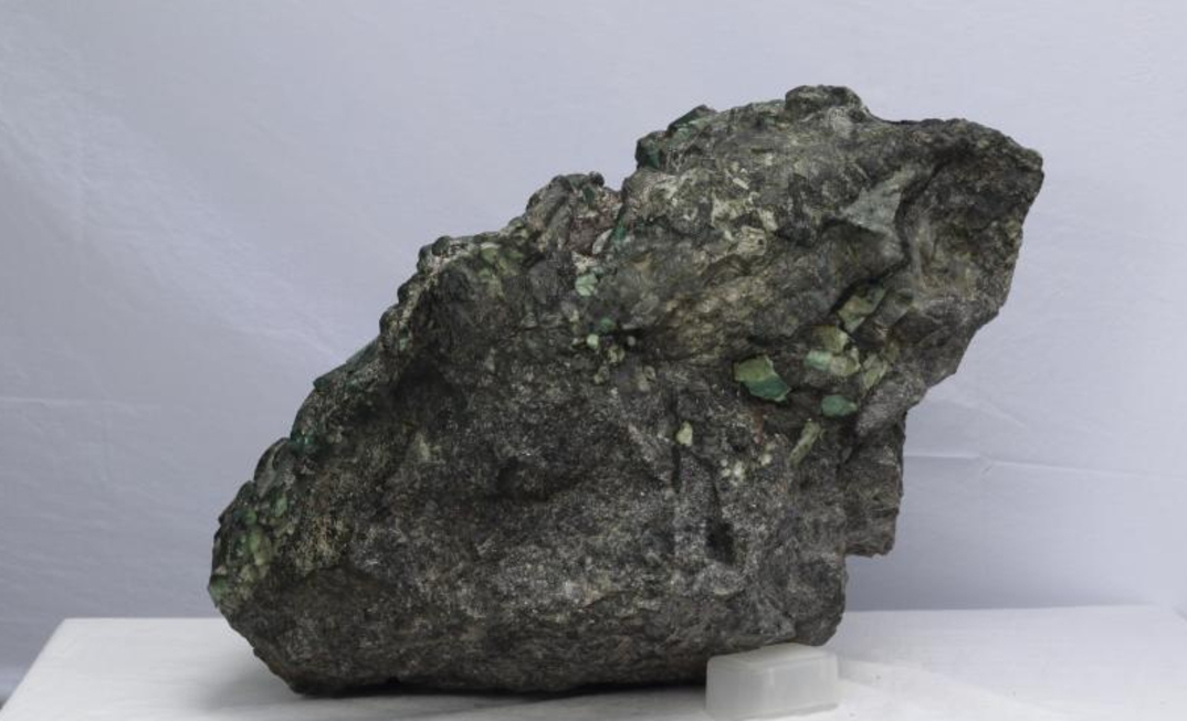 Esmeralda pesa 69 quilos e foi avaliada em R$ 1bi