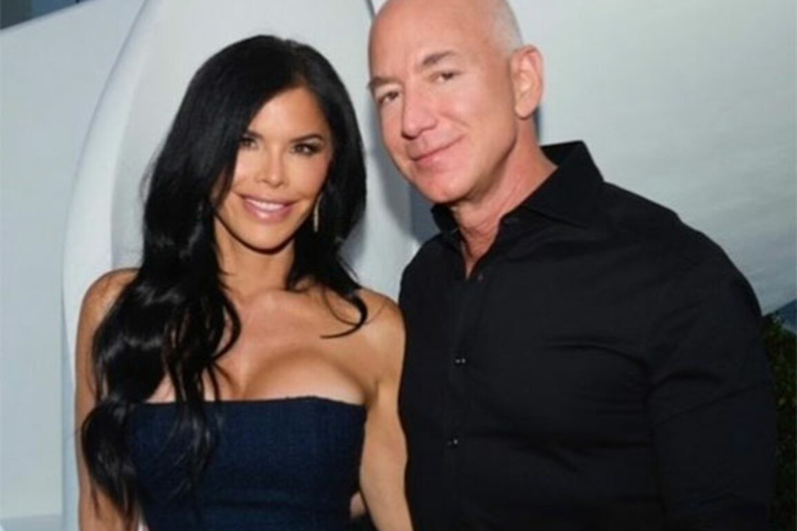 Jeff Bezos, Lauren Sanchez sent out their wedding invites: Reports