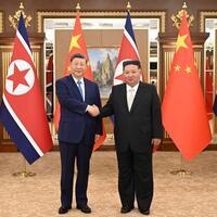 Xinhua Headlines: Xi, Kim hold talks in Pyongyang, pledge to advance China-DPRK ties