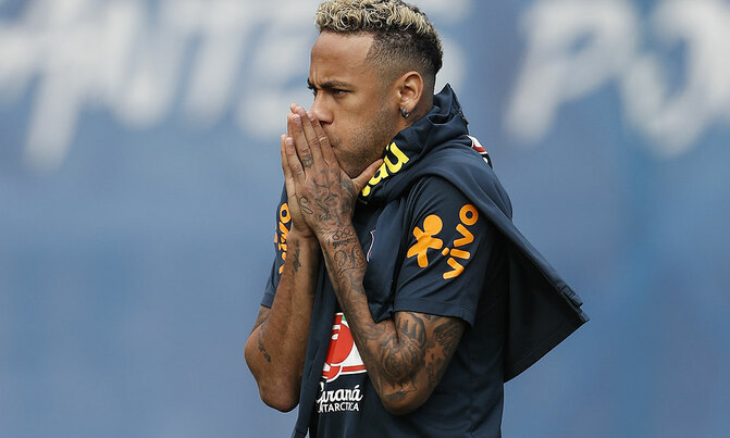 Woman who accuses Brazil's Neymar of rape gives details in TV interview Woman who accuses Brazil's Neymar of rape gives details in TV interview
