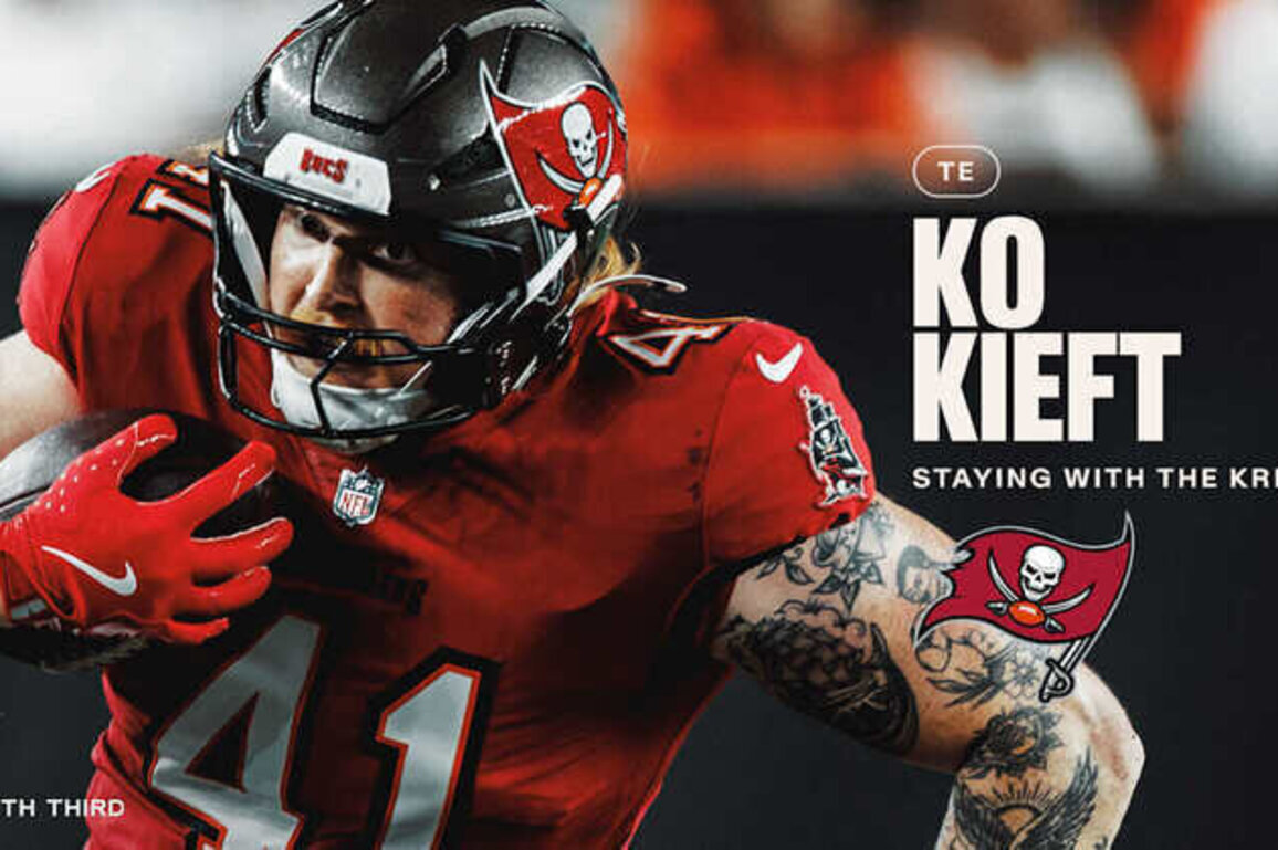 Bucs Re-Sign TE Ko Kieft