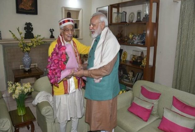 PM Modi extends greetings to Murli Manohar Joshi