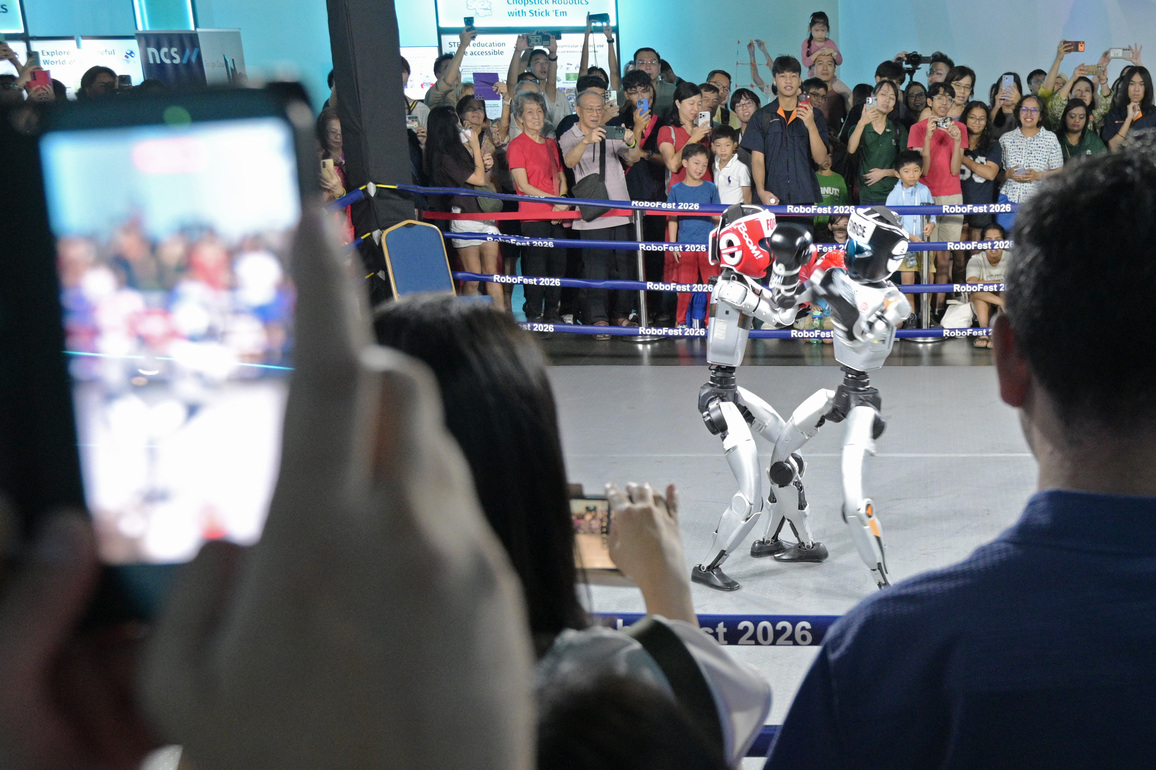SINGAPORE-ROBOFEST-EXHIBITION