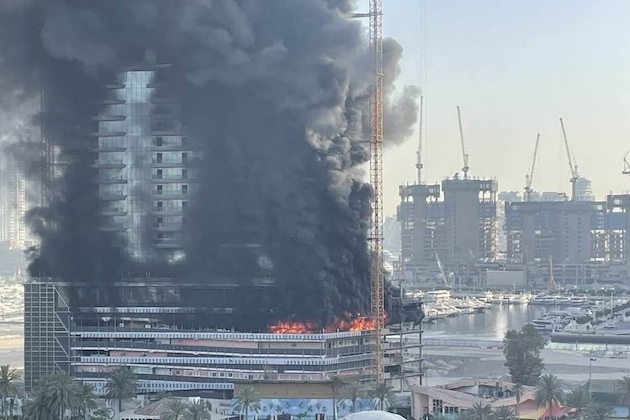 Beacfront tower being built in Dubai catches fire