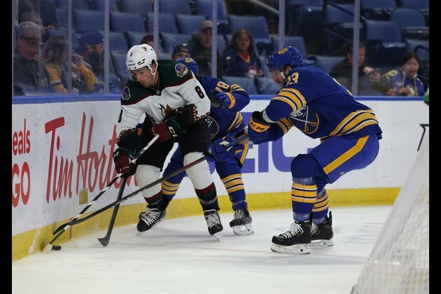 Sabres stay hot with shootout win over Coyotes