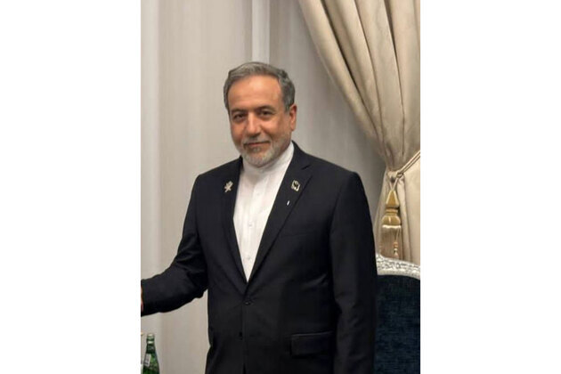 "Will defend sovereignty till enemy is made to regret," says Iran's Foreign Minister as Tehran maintain hardline stance