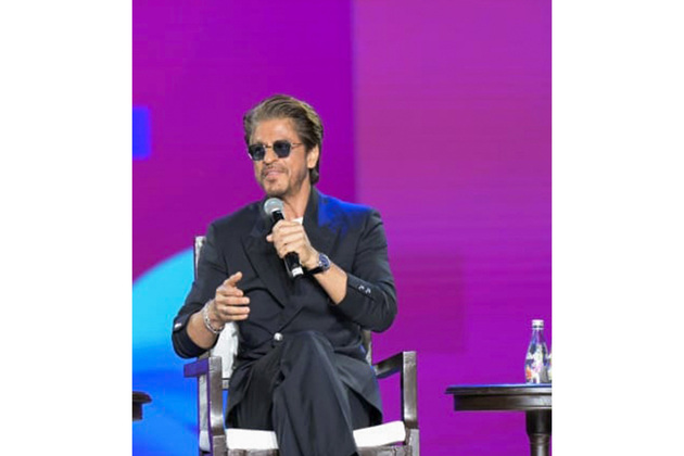 "Nobody could have foreseen...": SRK reflects on 30 years of 'Dilwale Dulhania Le Jayenge', says film left a "happy effect"