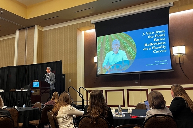 AECT Grad Students, Faculty Earn Presentation Awards at Agricultural Education Conference