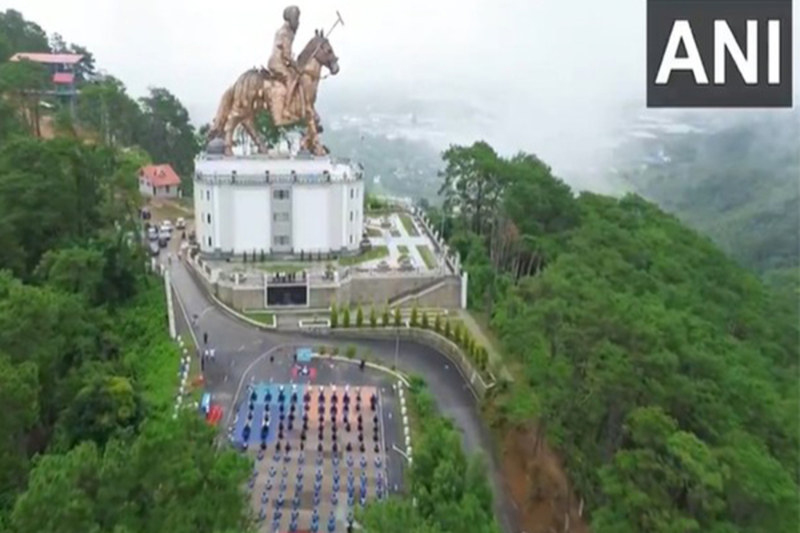 Manipur: Air Sqn NCC cadets, officials perform Yoga at Marjing Polo Statue