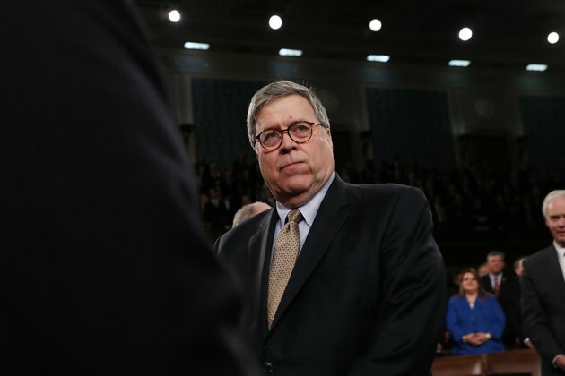 Former US Prosecutors Call for Attorney General&#039;s Resignation