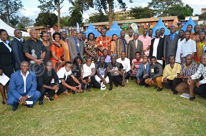  ome of the alumni who graced the function in a group photo with iceresident dward iwanuka sekandi