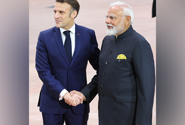 French President backs PM Modi on fair access to AI