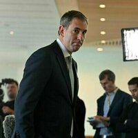 Chalmers wins tail wind on tax reform from roundtable