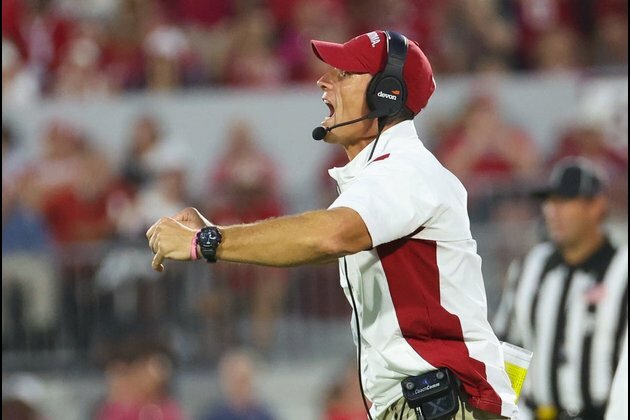 No. 16 Oklahoma uses defense to top Cincinnati 20-6