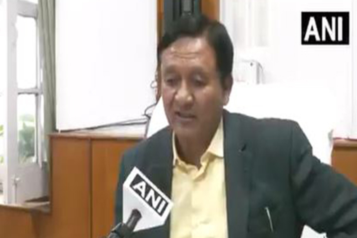 Tensions flare in Himachal Assembly as Revenue Minister, Opposition trade barbs
