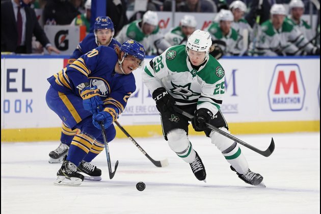 Jason Robertson leads Stars to high-scoring win over Sabres
