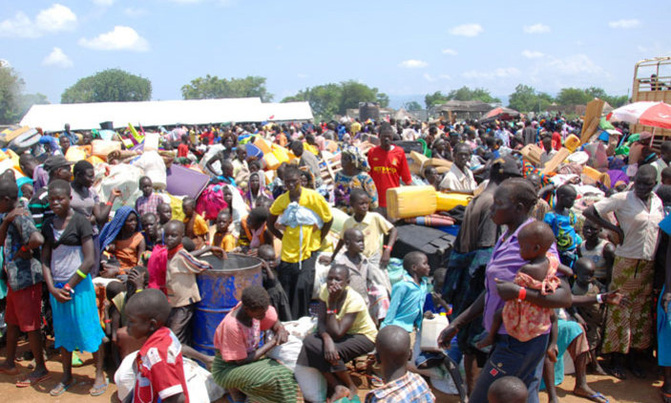 15, 000 refugees enter Uganda 15, 000 refugees enter Uganda