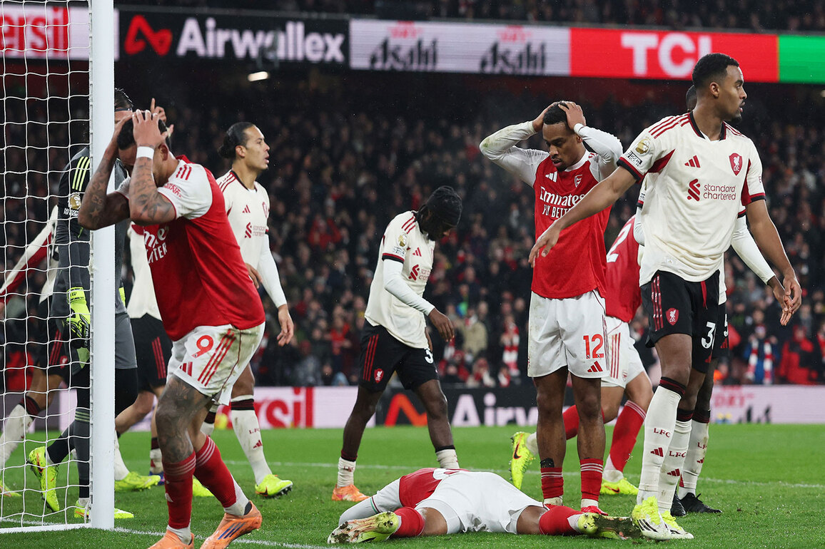 Arsenal 0-0 Liverpool: Gunners miss chance to extend Premier League lead